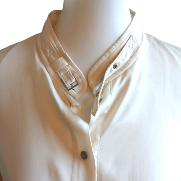 Calvin Klein Silk Ivory Button Down Long Sleeve Shirt with Band Collar Medium - Picture 2 of 10